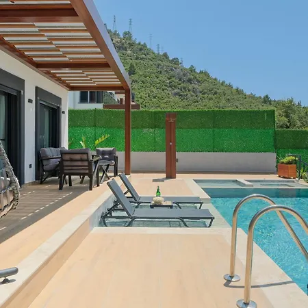 Casa Lykia - With Pool & Sea Nearby