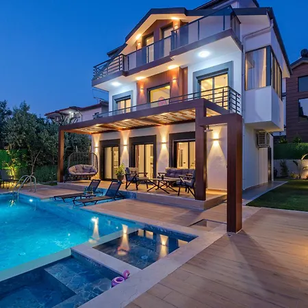 别墅 Casa Lykia - With Pool & Sea Nearby 费特希耶