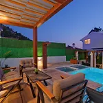 Casa Lykia - With Pool & Sea Nearby *