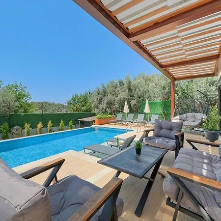Casa Lykia - With Pool & Sea Nearby